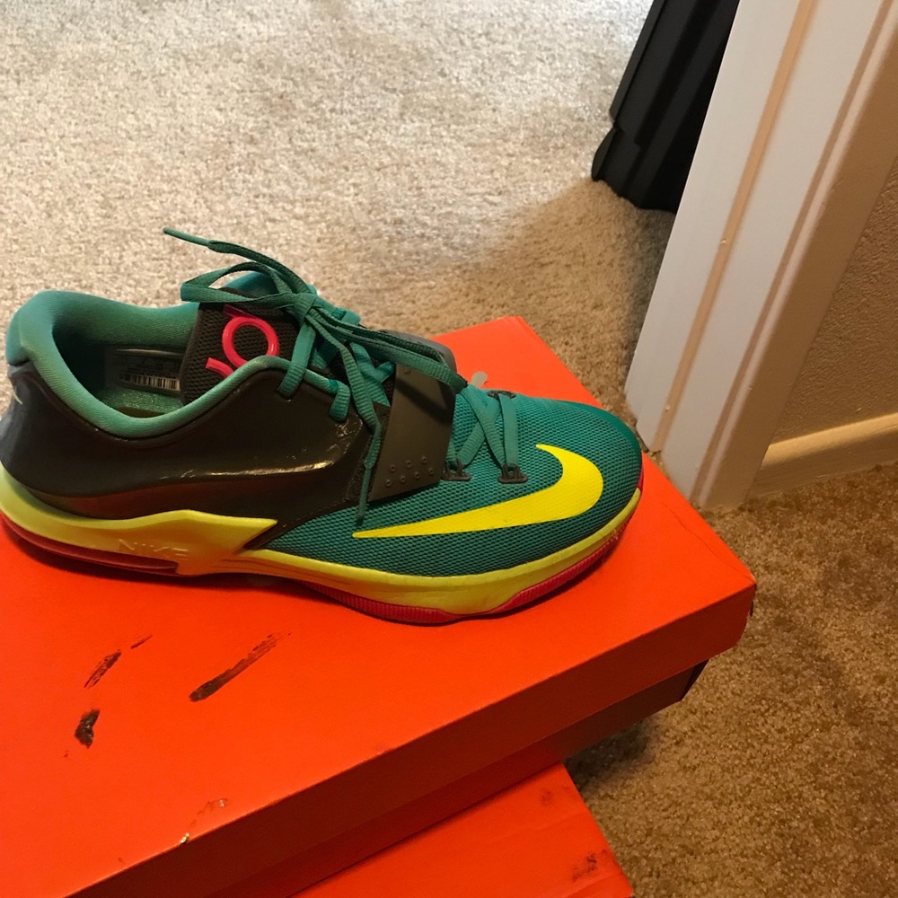 KD